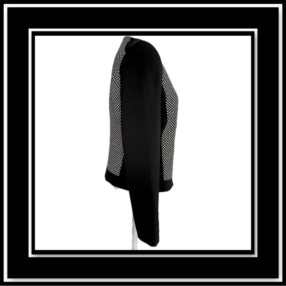 Tahari Arthur S. Levine Full Zip Jacket, size 2 - Picture 2 of 4